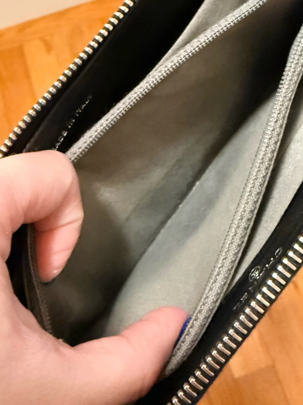 *Rare* Authentic Chanel - Lambskin Zippy Wallet